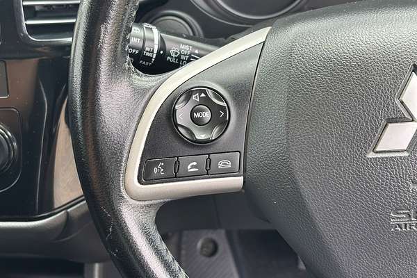 2013 Mitsubishi Outlander ES ZJ