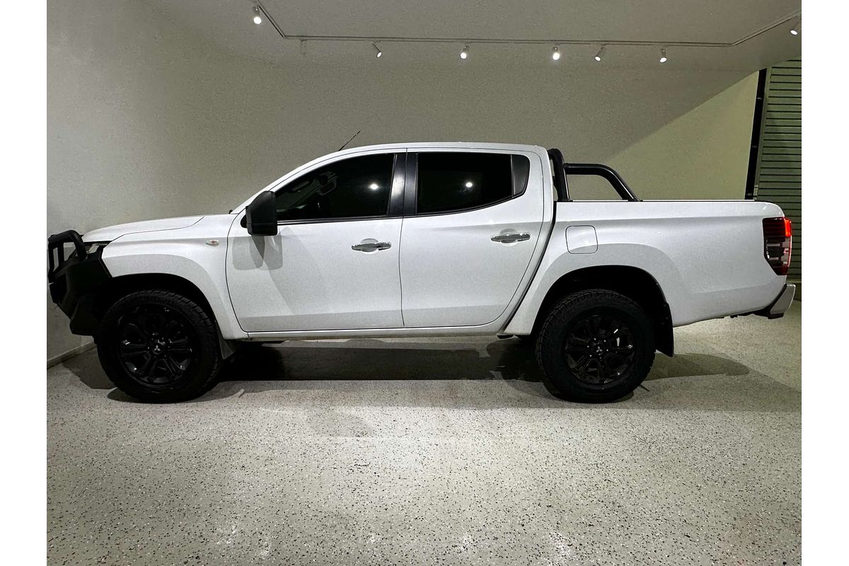 2020 Mitsubishi Triton GLX-R MR 4X4