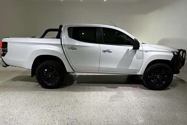2020 Mitsubishi Triton GLX-R MR 4X4