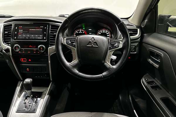 2020 Mitsubishi Triton GLX-R MR 4X4