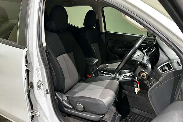 2020 Mitsubishi Triton GLX-R MR 4X4