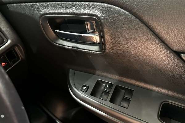 2020 Mitsubishi Triton GLX-R MR 4X4