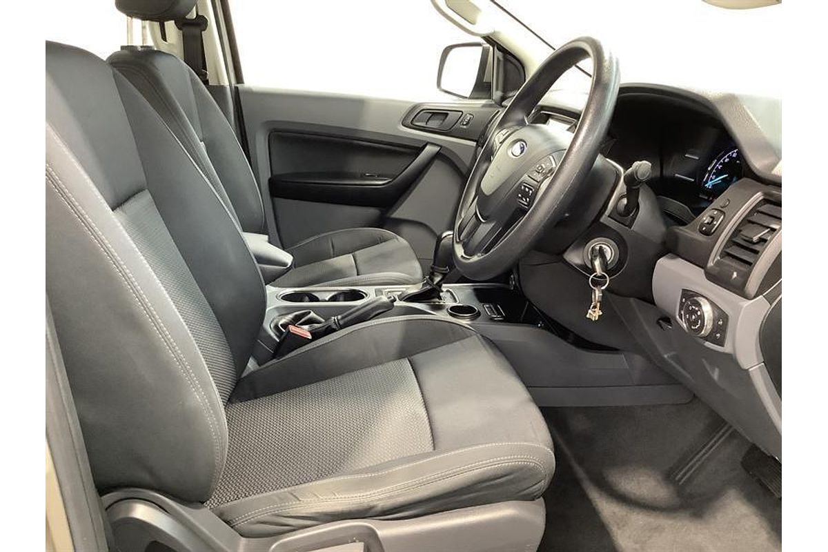 2017 Ford Everest Ambiente UA 3.2L