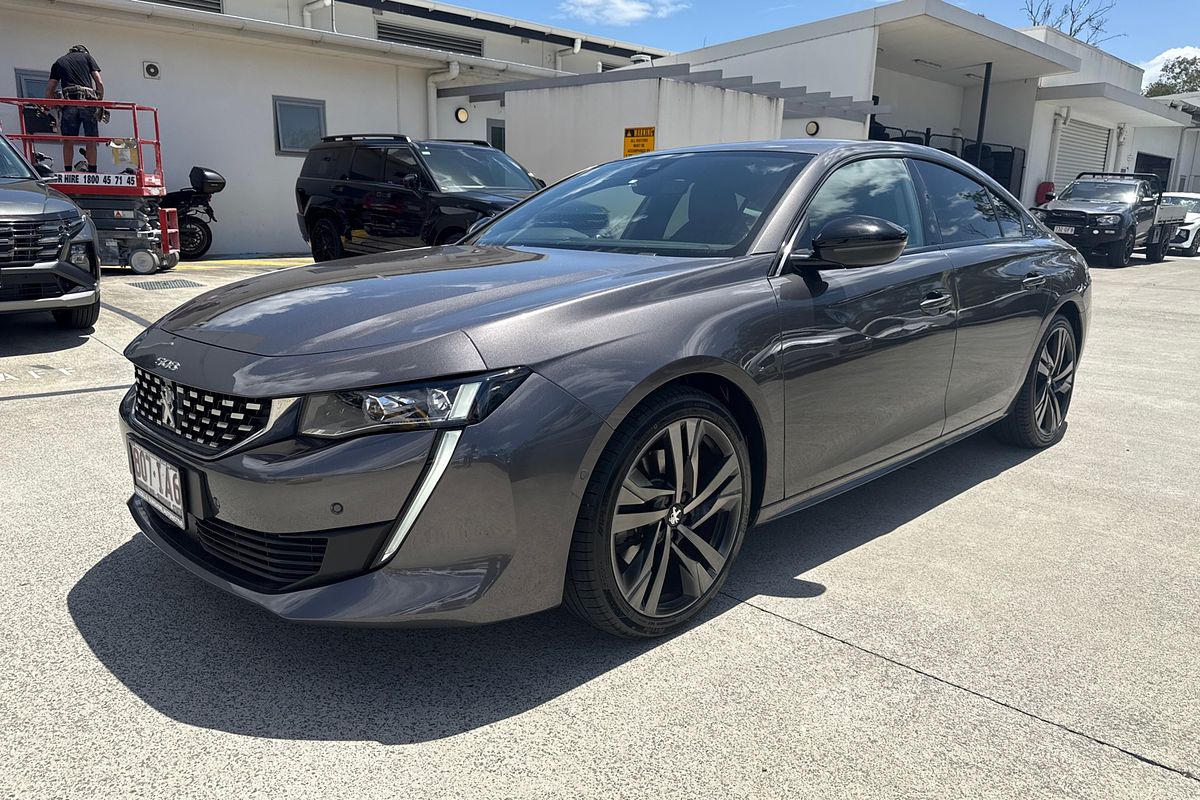 2021 Peugeot 508 GT R8