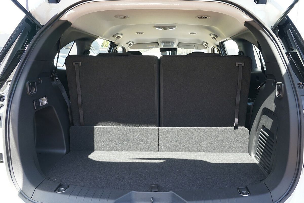 2025 Isuzu MU-X LS-M