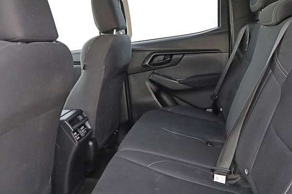 2021 Isuzu D-MAX SX High Ride Rear Wheel Drive