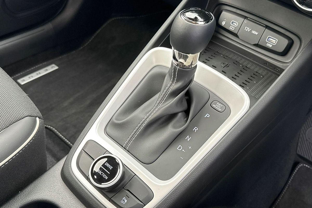 2024 Hyundai Venue Active QX.V5