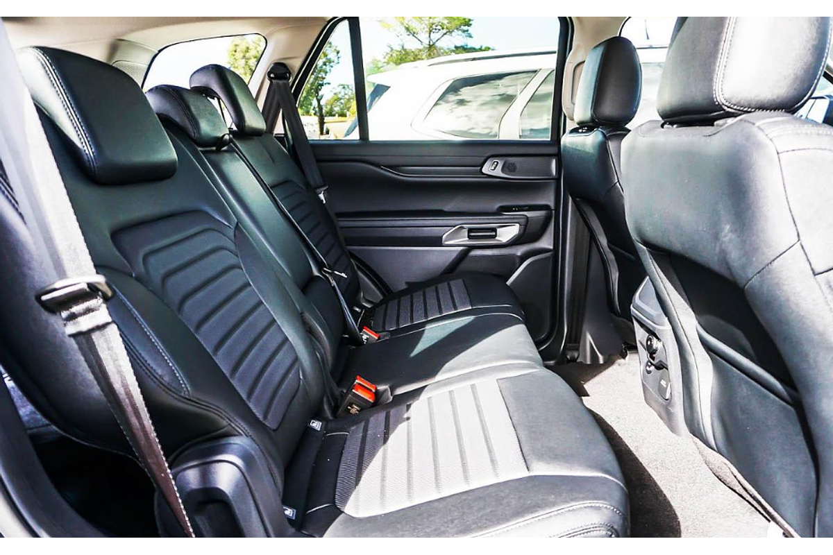 2025 Ford Everest Sport Bi-Turbo 2.0L