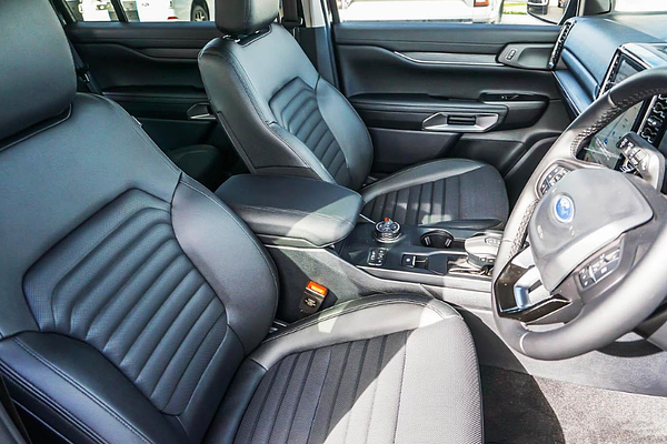 2025 Ford Everest Sport Bi-Turbo 2.0L