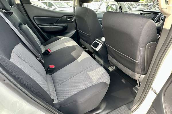 2023 Mitsubishi Triton GLX+ MR 4X4