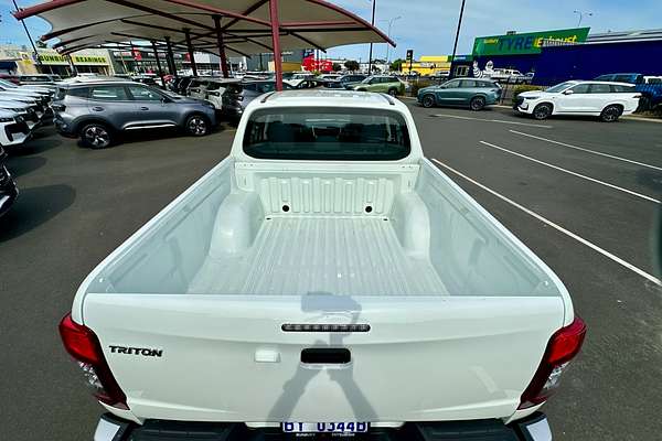 2023 Mitsubishi Triton GLX+ MR 4X4