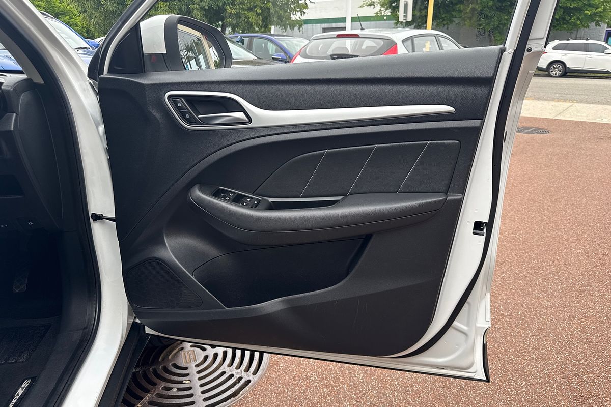 2022 MG ZS Excite AZS1