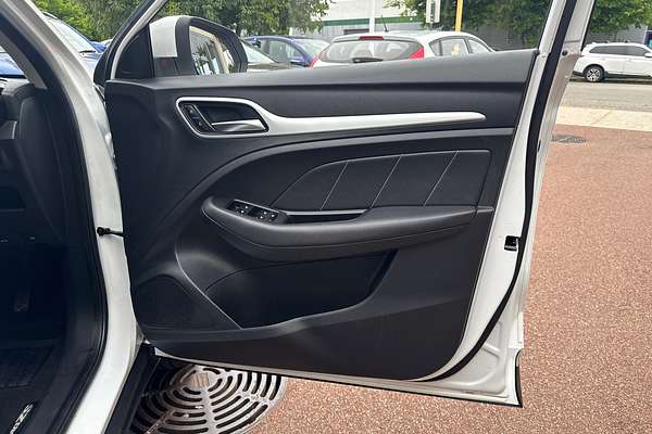 2022 MG ZS Excite AZS1