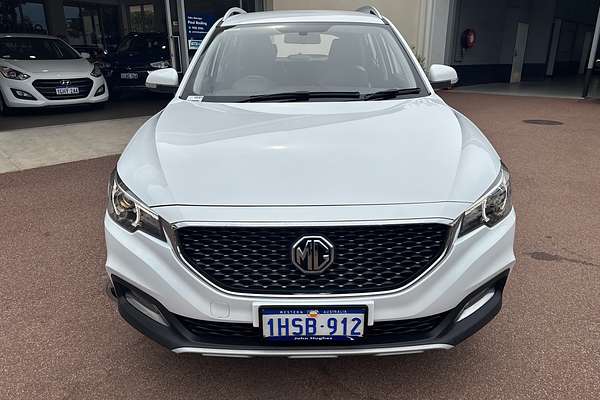 2022 MG ZS Excite AZS1