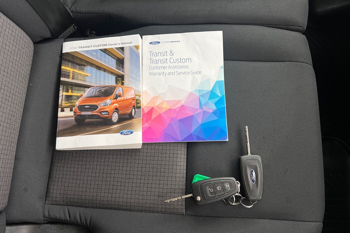 2022 Ford Transit Custom 340S VN SWB Low Roof