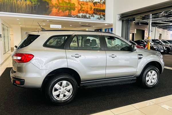 2022 Ford Everest Ambiente UA II 3.2L