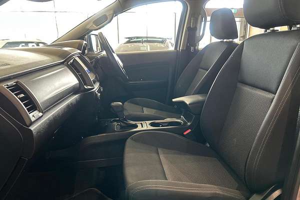 2022 Ford Everest Ambiente UA II 3.2L