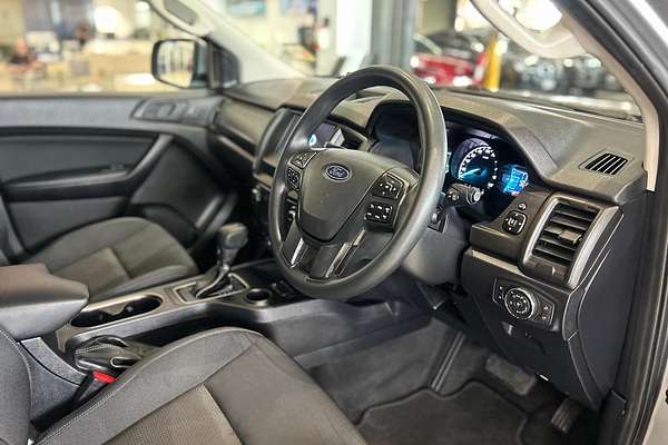 2022 Ford Everest Ambiente UA II 3.2L