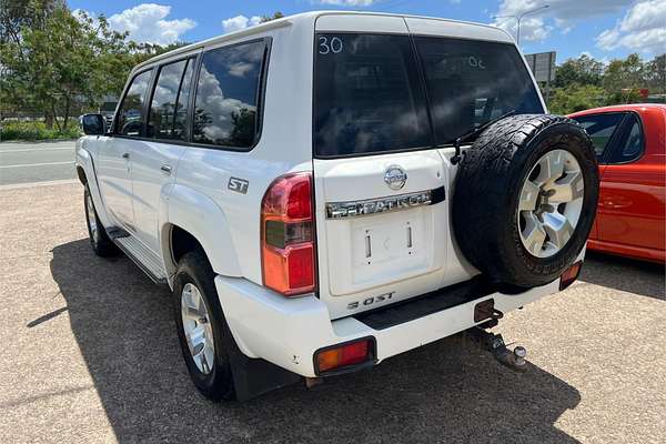2011 Nissan Patrol ST GU 7