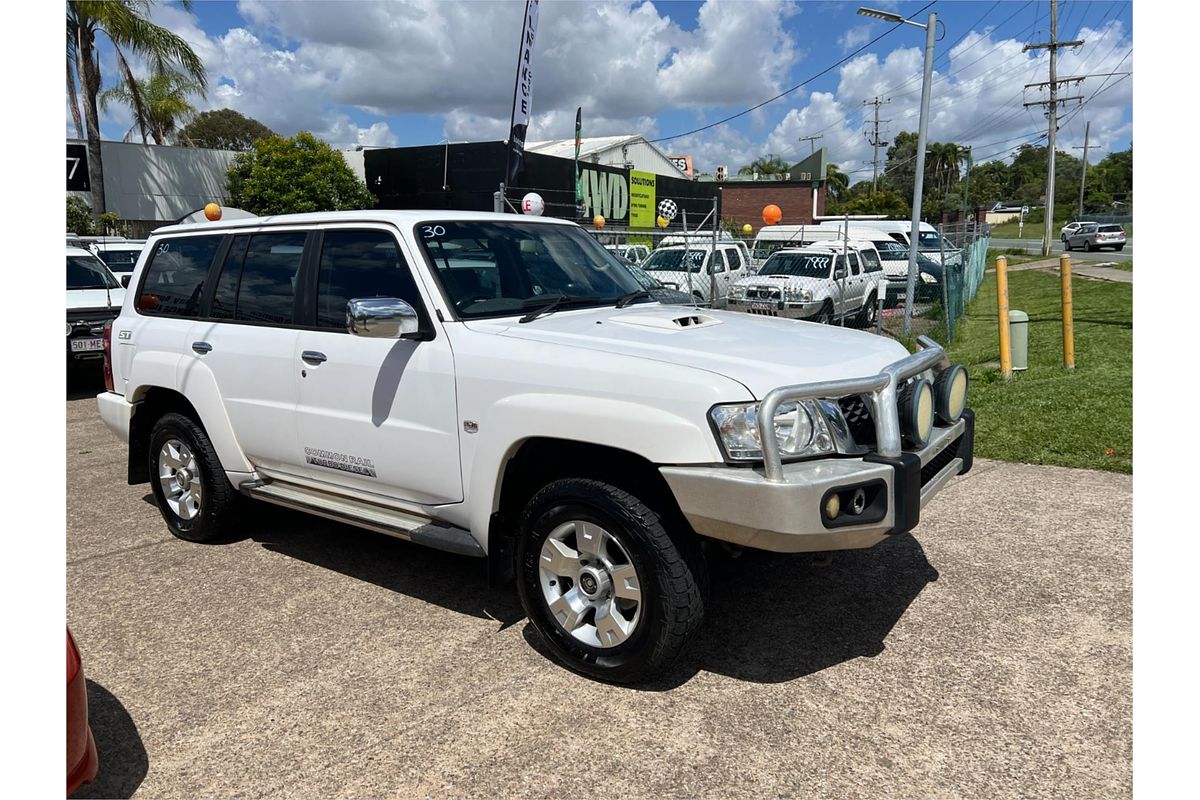 2011 Nissan Patrol ST GU 7