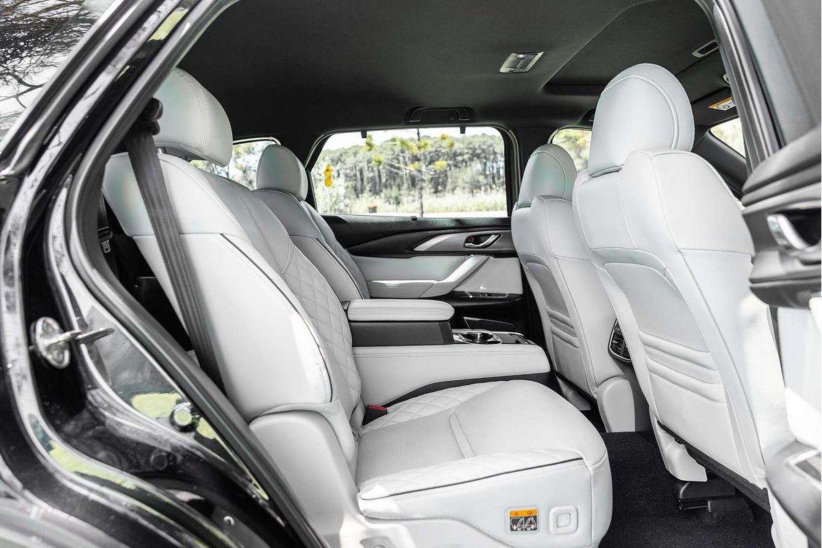 2022 Mazda CX-9 Azami LE TC