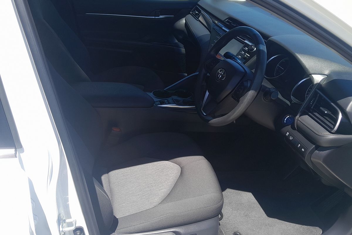 2020 Toyota Camry Ascent