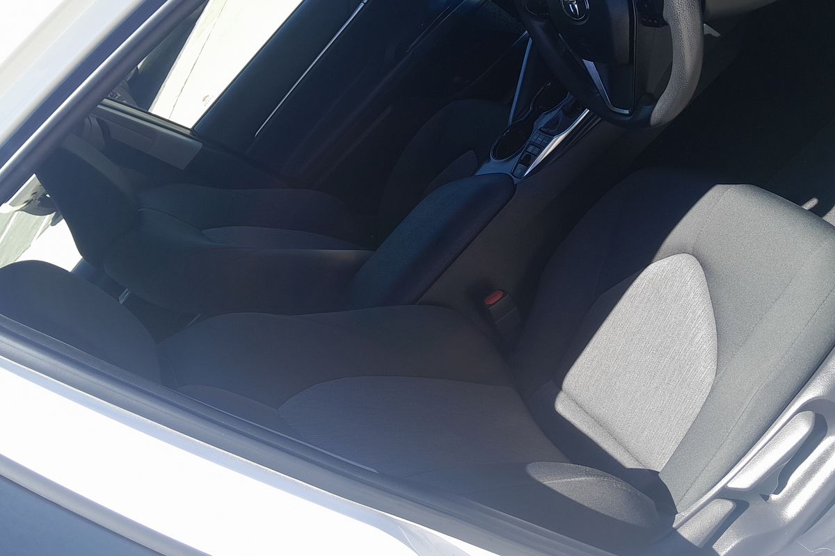 2020 Toyota Camry Ascent