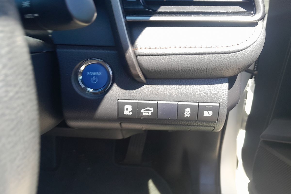 2020 Toyota Camry Ascent