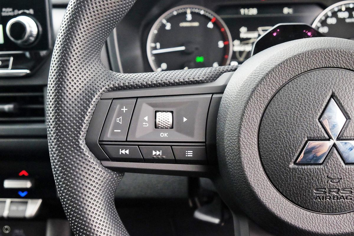 2025 Mitsubishi Triton GLX+ MV 4X4