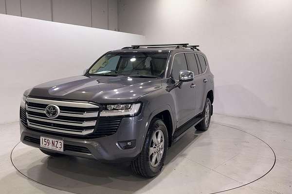 2022 Toyota Landcruiser Sahara FJA300R