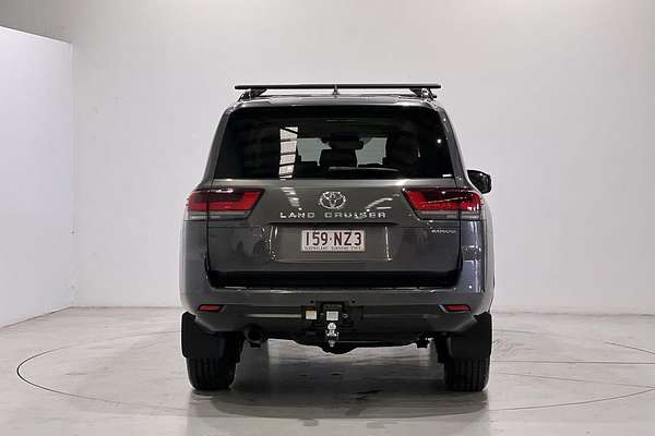 2022 Toyota Landcruiser Sahara FJA300R