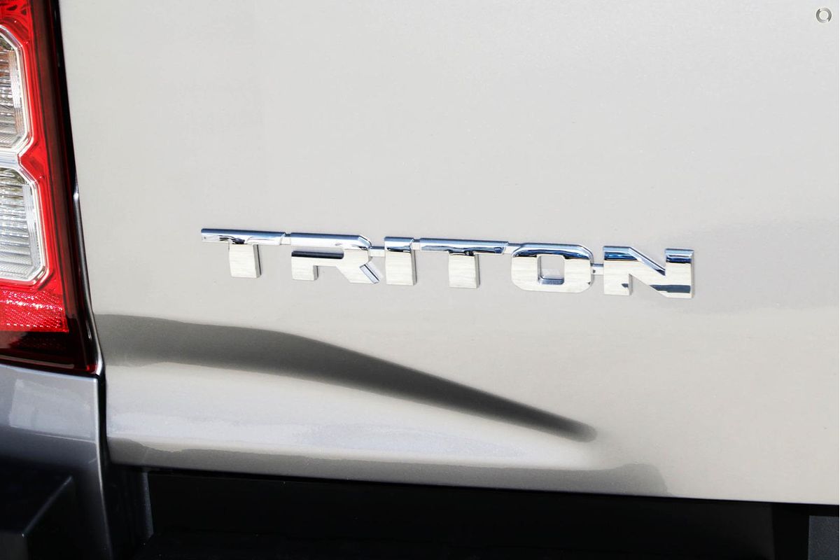2025 Mitsubishi Triton GLX-R MV 4X4