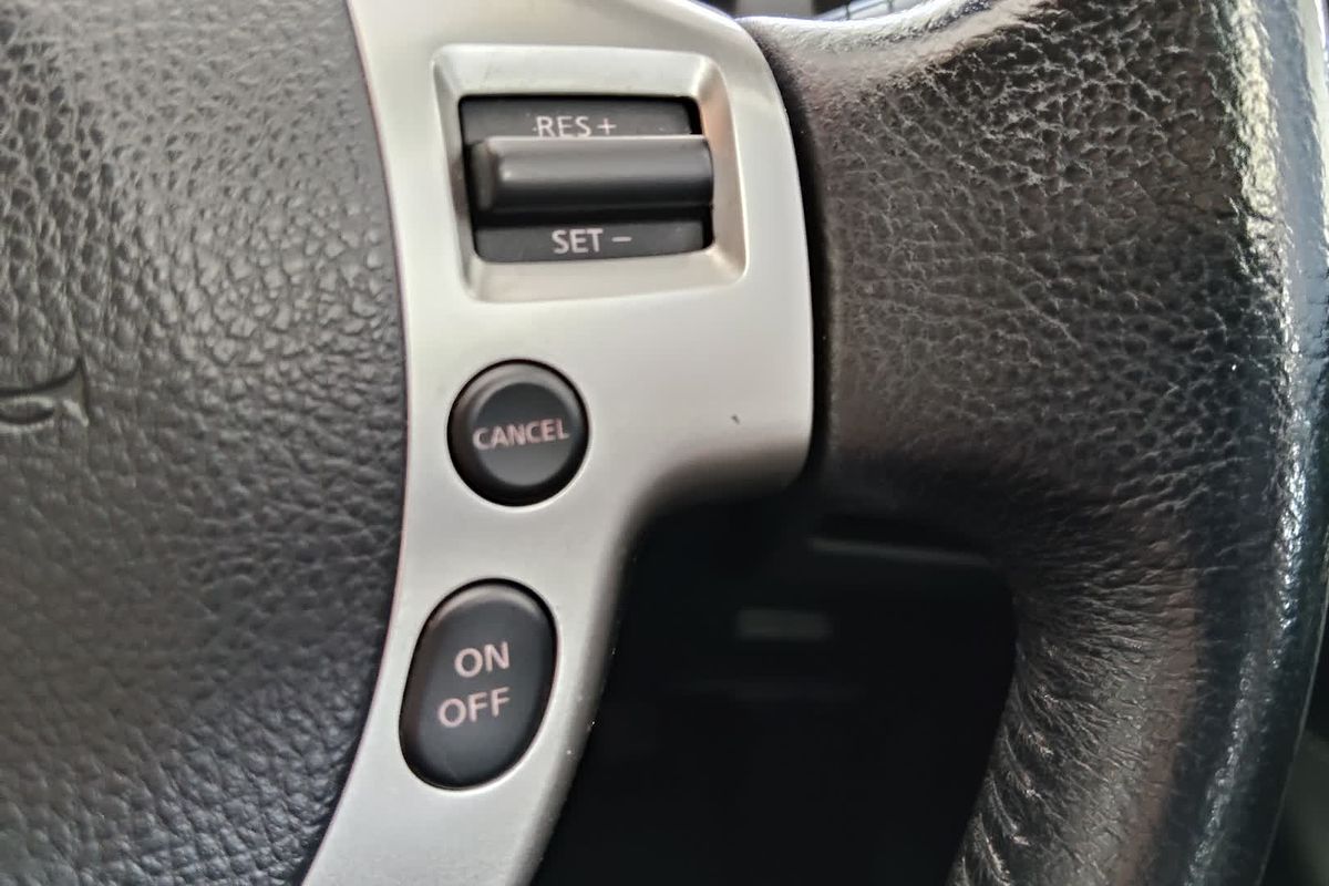 2012 Nissan Dualis Ti-L J10 Series 3