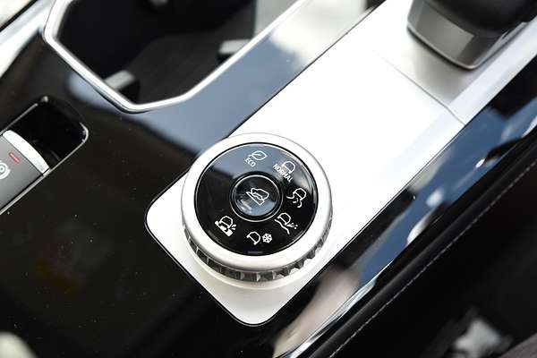 2025 Mitsubishi Outlander Exceed ZM thumb-12