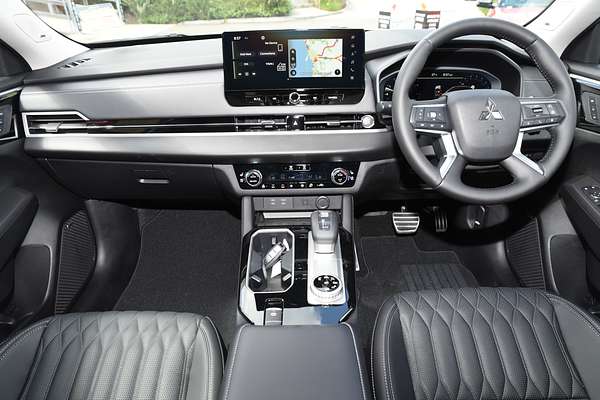 2025 Mitsubishi Outlander Exceed ZM thumb-16