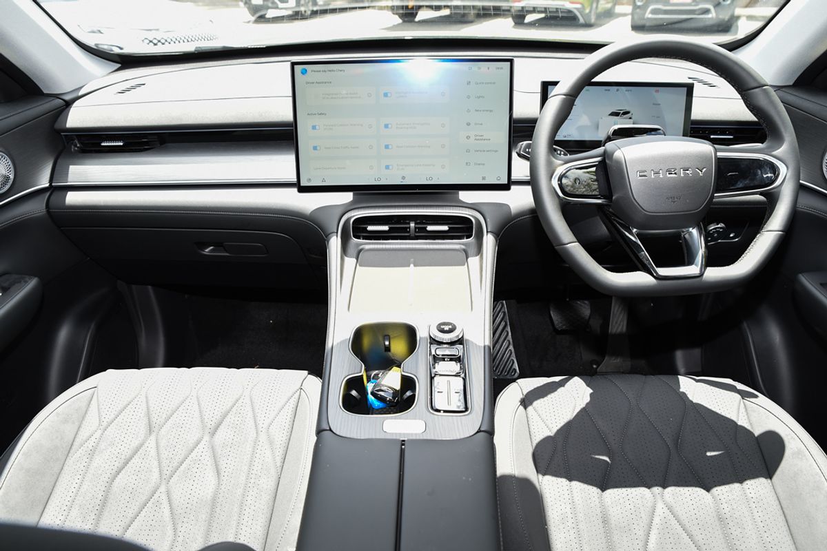 2025 Chery Tiggo 8 Super Hybrid Urban T31