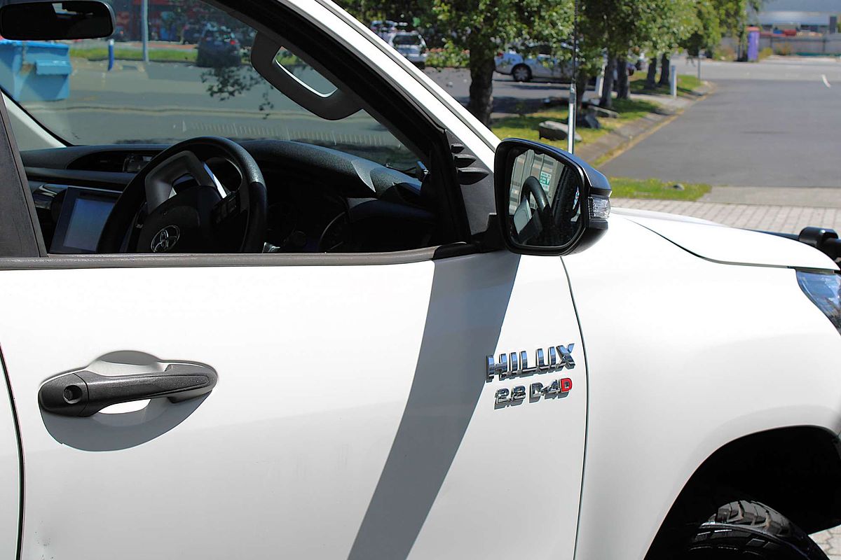 2019 Toyota Hilux SR GUN126R 4X4