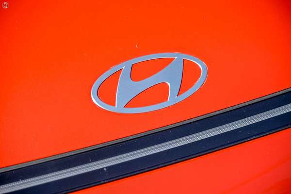 2025 Hyundai Kona Premium N Line SX2.V2