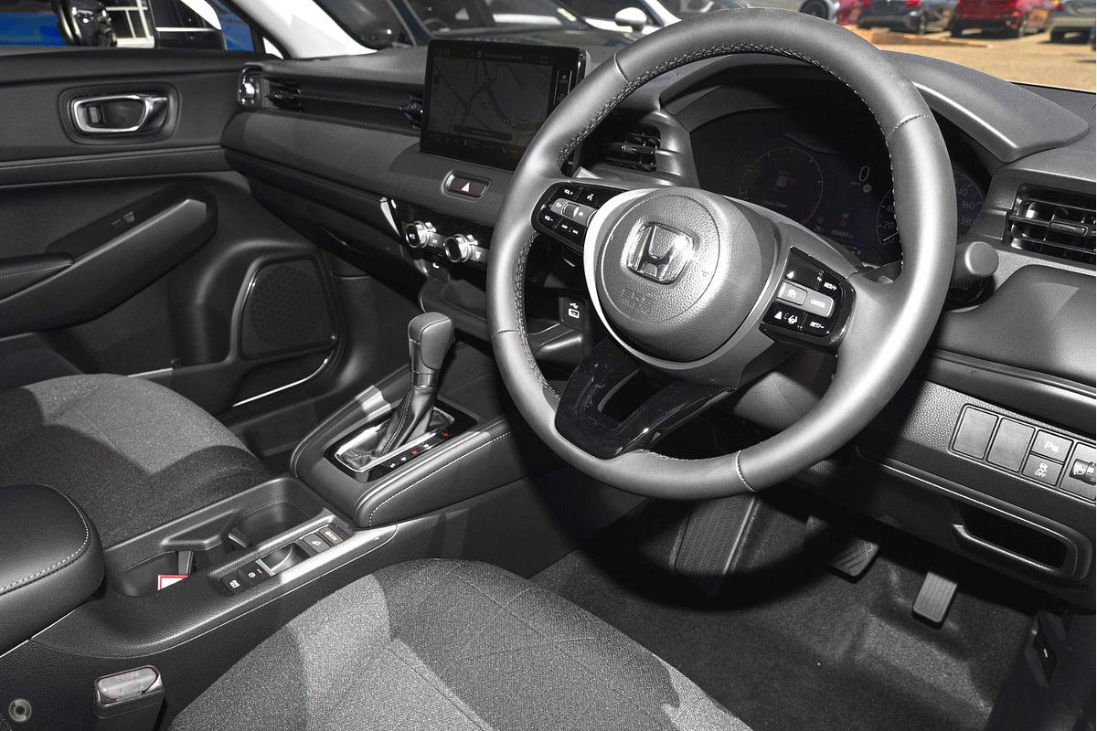 2025 Honda HR-V Vi X