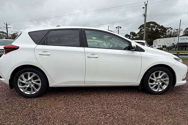 2016 Toyota Corolla ZR ZRE182R