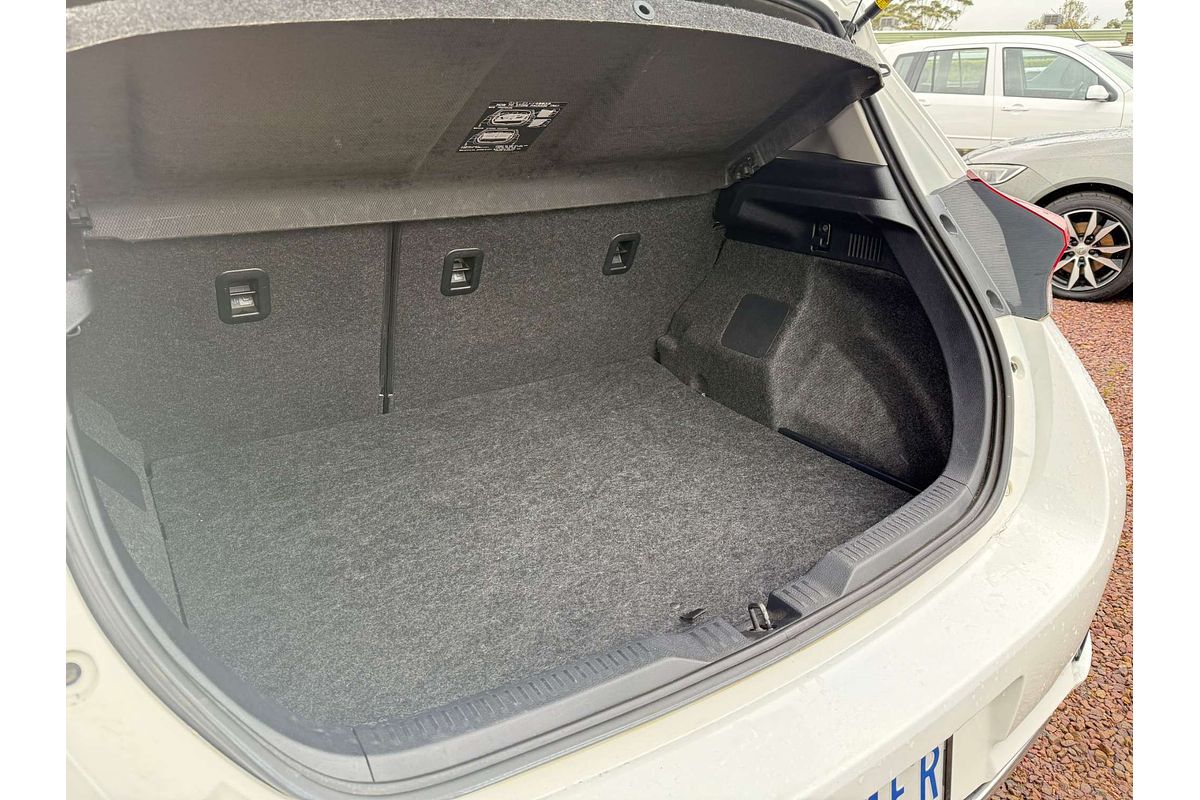 2016 Toyota Corolla ZR ZRE182R