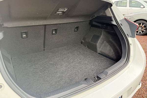 2016 Toyota Corolla ZR ZRE182R