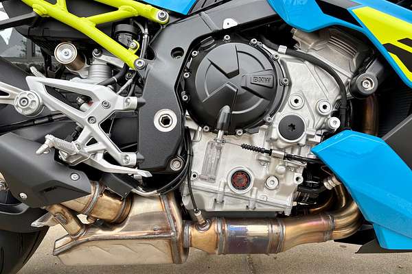 2025 BMW S 1000 R Sport S 1000