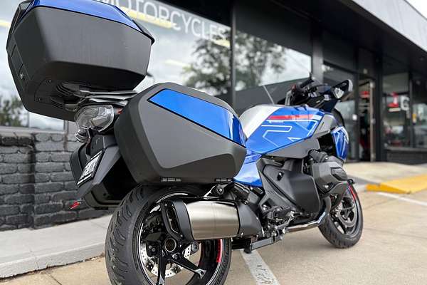2025 BMW R 1300 RT Impulse R 1300