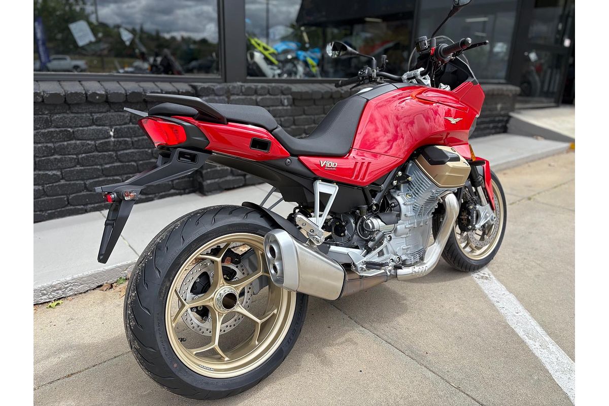 2025 Moto Guzzi V100 Mandello V100