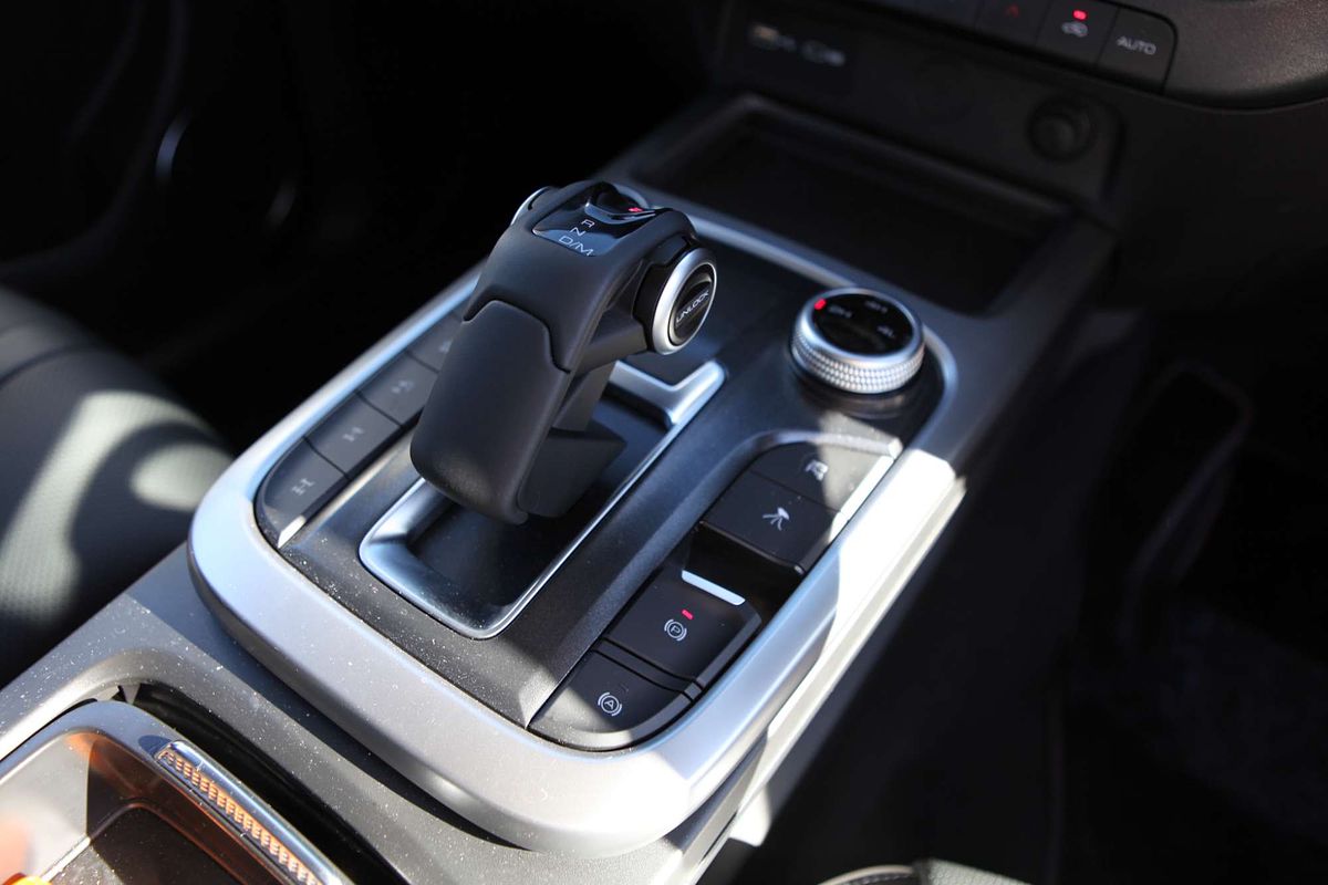 2025 GWM Tank 300 Ultra P01