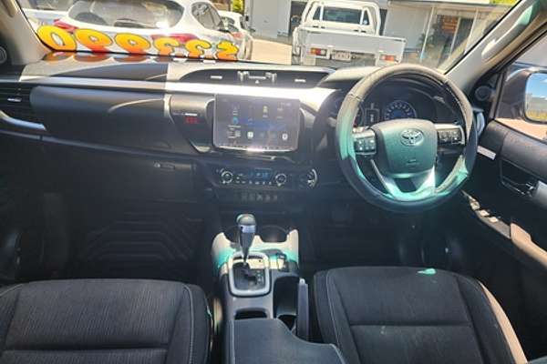 2016 Toyota Hilux SR5 GUN126R 4X4