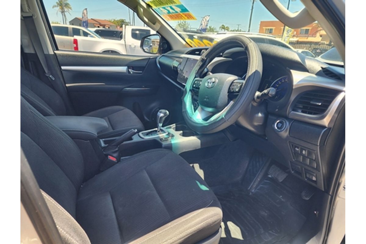 2016 Toyota Hilux SR5 GUN126R 4X4