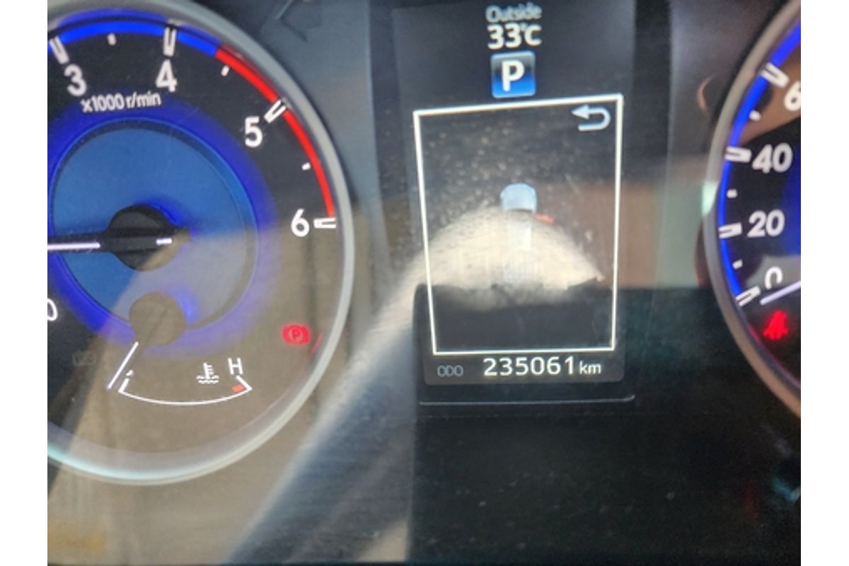 2016 Toyota Hilux SR5 GUN126R 4X4