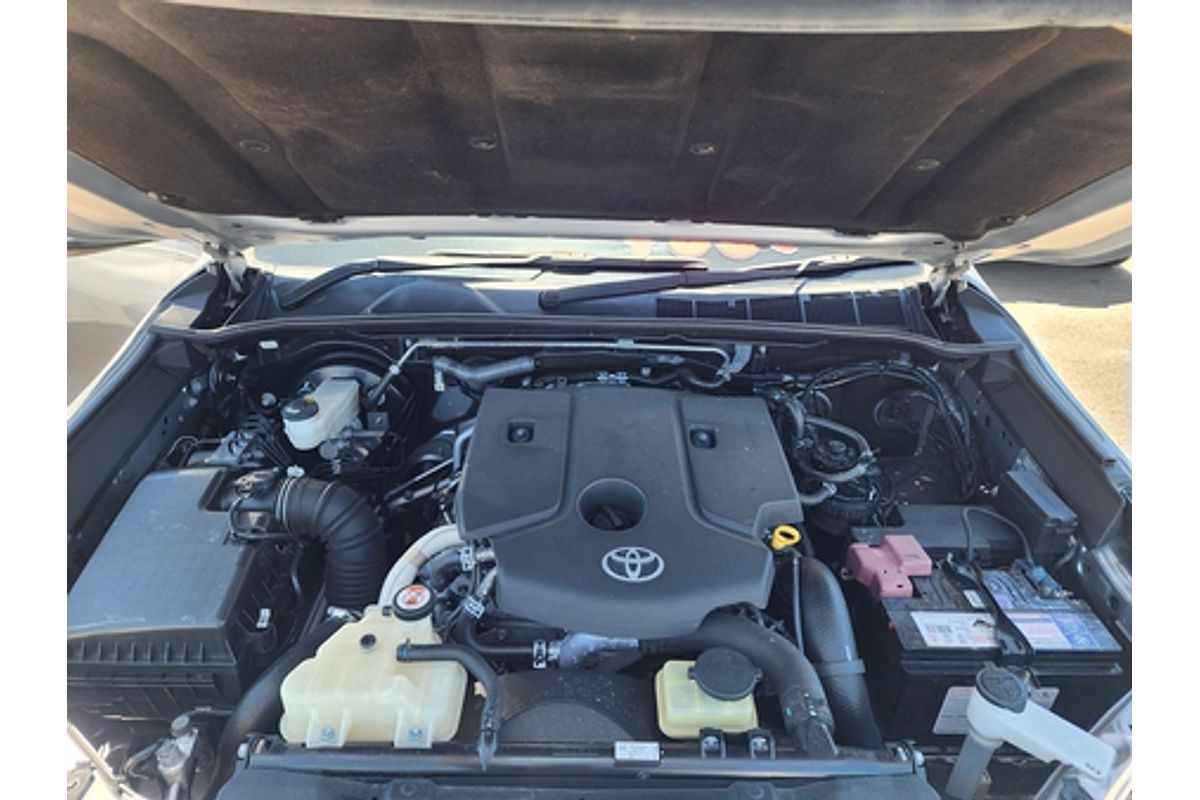 2016 Toyota Hilux SR5 GUN126R 4X4